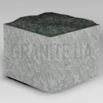 Брусчатка из Рахны-Полевского гранита 100x100x80 пилено-колотая