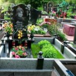 Гранитный цоколь №81-003
