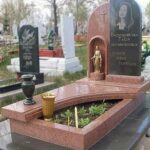 Элитный памятник из красного гранита  №14-007