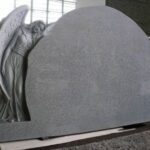 Скорбящий ангел на памятнике №73-020
