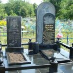 Памятник со скорбящей №73-026